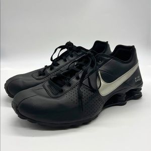 Nike shox athletic shoes size 8.5